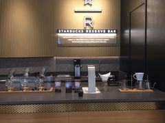 自助取餐区-星巴克臻选(上海合生汇1F店)