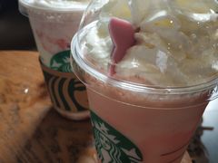 -星巴克(杭州湖滨银泰E区店)
