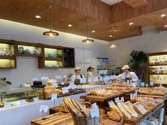 面包甜点陈列柜-那家面包房(珠江路店)