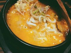 辣汤饭-和萌牛肠烧烤(财富中心店)