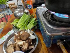 -钰洁腊排骨火锅