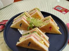 -山村茶餐厅(石岐店)