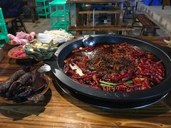 -黄潇洒老火锅(九眼桥宏济巷店)