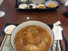 -百年老字号·观振兴蟹黄面·三虾面·苏式面(观前街富仁坊巷店)