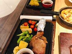 -必胜客(WOW中心城店)