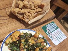 -云阿蛮云南生烫牛肉米线(奉贤路店)