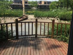 -上海怡沁园度假酒店