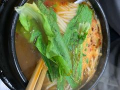 砂锅米粉-猪脑壳凉面(武陵源店)