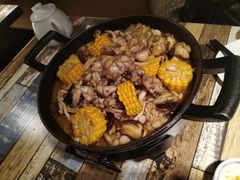 鸡汁菌菇牛蛙锅-武松家(丰益桥店)