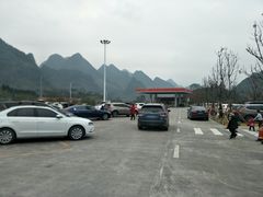 -龙头服务区-停车场