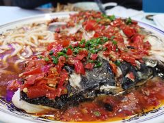 双色花莲鱼头-小老板海鲜酒家(董家渡店)