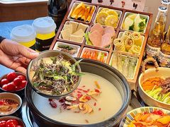 -芸鲜季·云南野生菌餐厅· 云南风物味研社(闵行店)