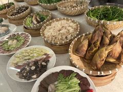 -元一希尔顿酒店·鲜切牛肉火锅禅自助餐厅