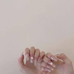 点击看大图 -Fanni美甲美睫皮肤管理