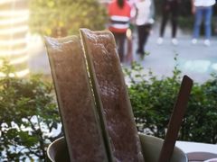 -二荆条·蜀鲜汇城市森林火锅
