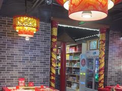 -欠火锅·水牛毛肚·团建聚餐·生日宴(何山路店)