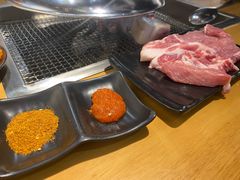 -肉甲韩国木炭烤肉(新壹街1店)