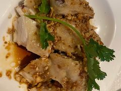 果皮胡椒蒜蓉豉油鸡-观澜湖酒店·邀月庭中餐厅