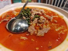 自制不老牛肉汤锅-付掌柜在成都·热炒砂锅集(金禾店)