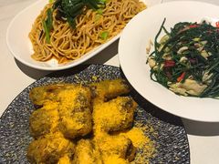 -小河公主秘制烤羊腿(小绿谷店)