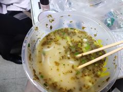 -在蒙自过桥米线