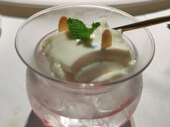 杏仁白玉布丁-广舟(千禧店)