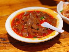 纳西族炖鸡血-老滇山寨•云南特色菜•地方菜•民族风情歌舞表演(金碧店)