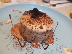 -必胜客(WOW中心城店)