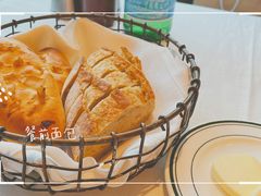 -Wolfgang’s Steakhouse 沃夫冈牛排馆(上海白玉兰广场店)