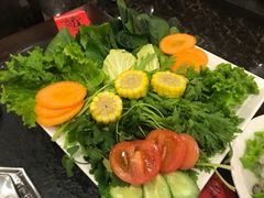 -辣川婆鲜肉自助串串香(三台子店)