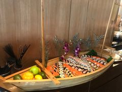 -天际餐厅(广州珠江新城假日酒店)
