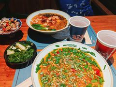 -八月美食小馆(银泰城总店)