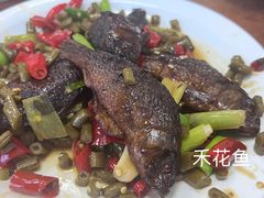 -牛八宝桂林米粉(八里庄店)