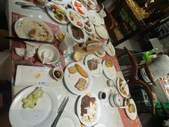 -四海一家自助餐(益田假日广场店)