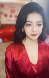 点击看大图 -爱伊人婚纱礼服美妆馆