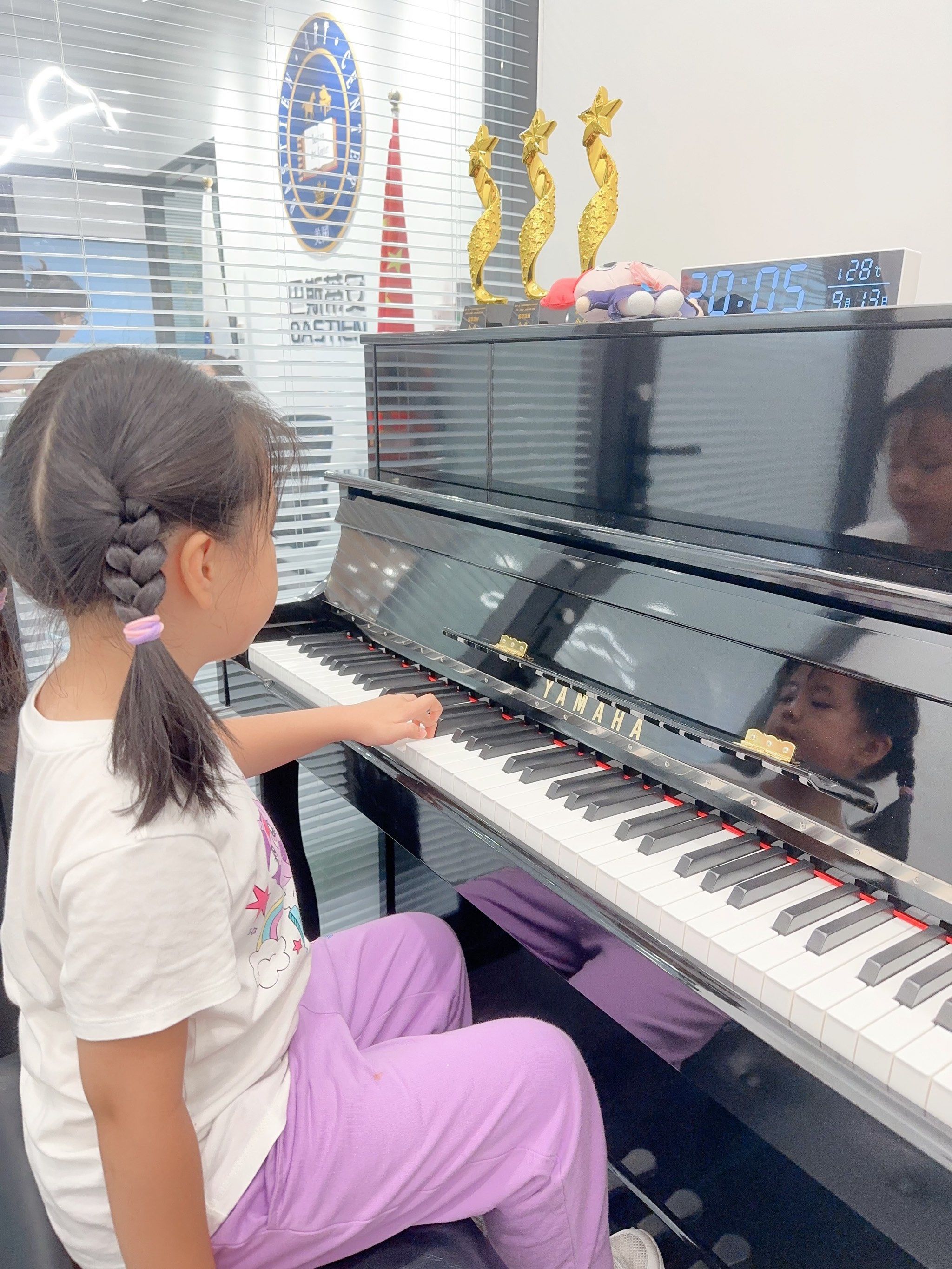 小钢琴家的旋律,弹的超棒,继续坚持下去