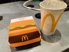 -麦当劳(中山公园龙之梦店)