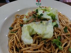 -李先生牛肉面大王(北京站售票厅餐厅)
