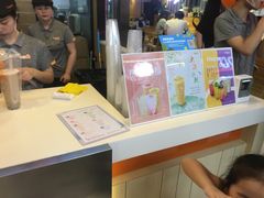 -CoCo都可(湖滨银泰店B区店)