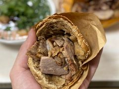 -洪峰浩老北京烧饼夹肉(角门路店)