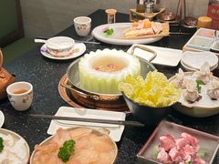 -得意咚瓜·顺德鱼生·冬瓜火锅(深圳首店)