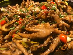 -蛙舍·炭烧牛蛙(东百中心店)