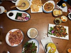 -老滇山寨•云南特色菜•地方菜•民族风情歌舞表演(金碧店)