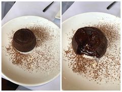经典巧克力熔岩蛋糕-乐意坊Alla Torre意大利手工披萨(陆家嘴旗舰店)