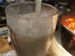-湊湊火锅·茶憩(杭州湖滨银泰in77店)