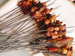 -清真磊磊烧烤老店(饮虎池街34号店)