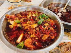 -曾老幺鱼庄(龙华商厦店)