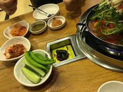 -喇喇排骨火锅·传统韩式脊骨汤(望京西园总店)