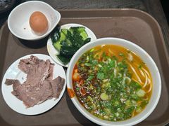 肉蛋双飞牛肉面-清真·马安军辣子牛肉面