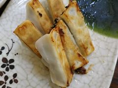 -大肚水饺锅贴·家常融合菜(新港店)